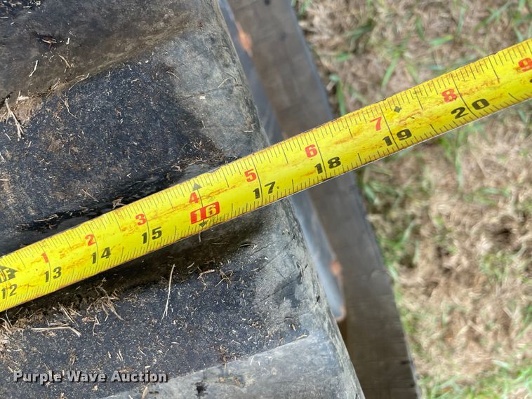 image for item DN7595 2017 Kubota SVL95-2S  tracked skid steer loader