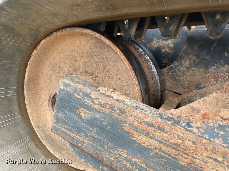 image for item DN7596 2019 Kubota SVL95-2S  tracked skid steer loader