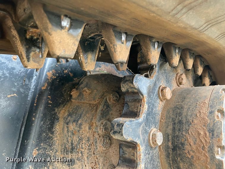 image for item DN7596 2019 Kubota SVL95-2S  tracked skid steer loader