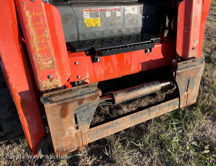 image for item DN7597 2018 Kubota SVL95-2S  tracked skid steer loader