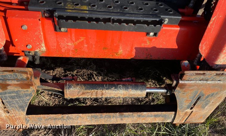 image for item DN7597 2018 Kubota SVL95-2S  tracked skid steer loader