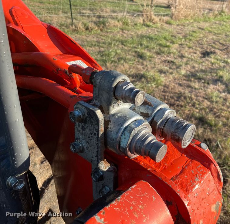 image for item DN7597 2018 Kubota SVL95-2S  tracked skid steer loader