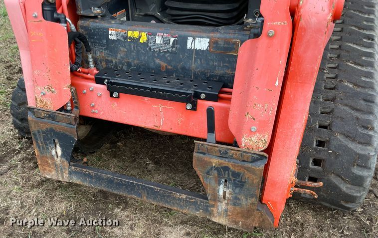 image for item DN7598 2017 Kubota SVL95-2S  tracked skid steer loader