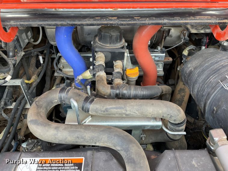 image for item DN7598 2017 Kubota SVL95-2S  tracked skid steer loader