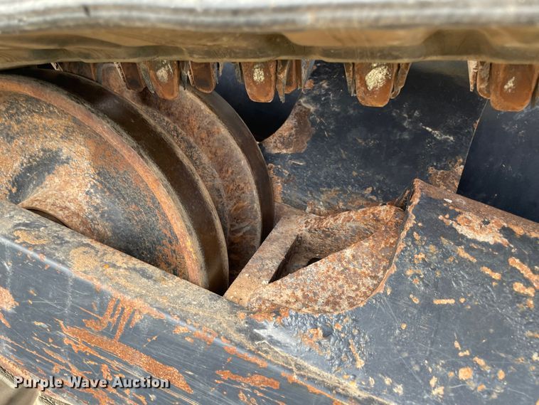 image for item DN7598 2017 Kubota SVL95-2S  tracked skid steer loader