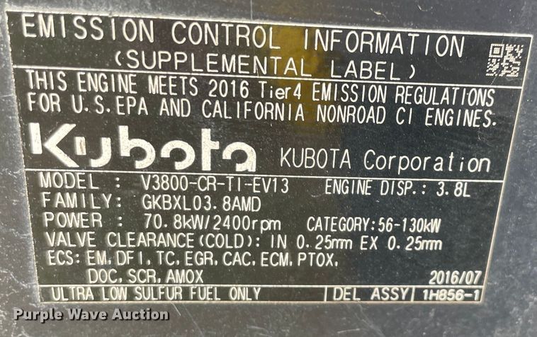 image for item DN7598 2017 Kubota SVL95-2S  tracked skid steer loader