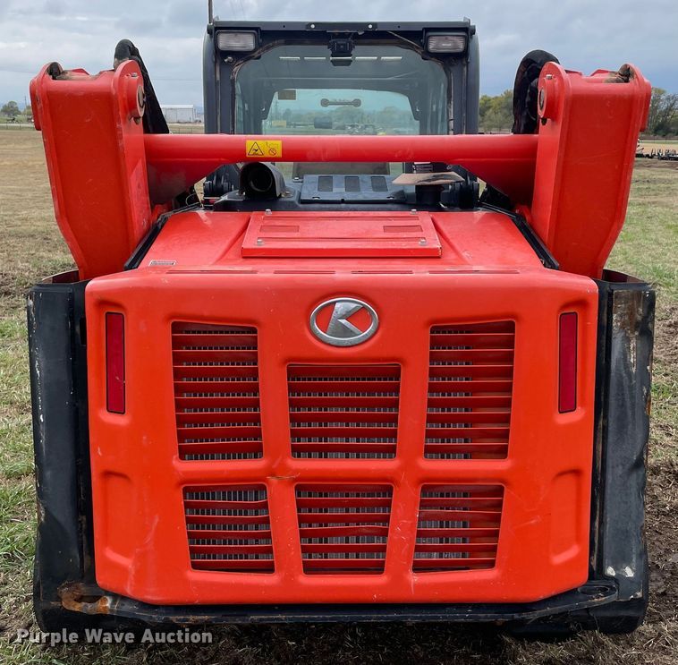 image for item DN7599 2019 Kubota SVL95-2S  tracked skid steer loader