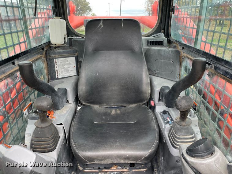 image for item DN7599 2019 Kubota SVL95-2S  tracked skid steer loader