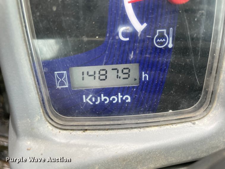 image for item DN7599 2019 Kubota SVL95-2S  tracked skid steer loader