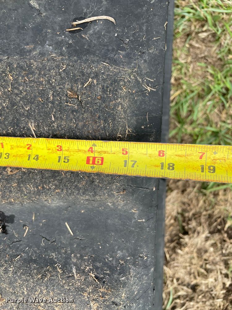 image for item DN7599 2019 Kubota SVL95-2S  tracked skid steer loader