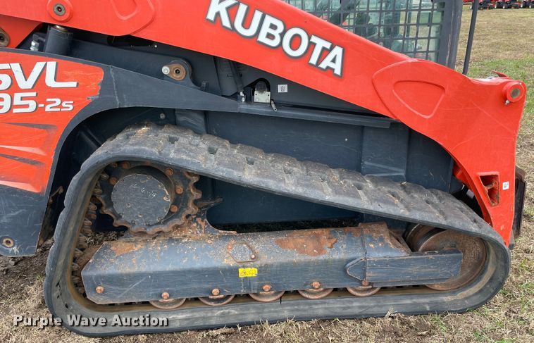image for item DN7599 2019 Kubota SVL95-2S  tracked skid steer loader