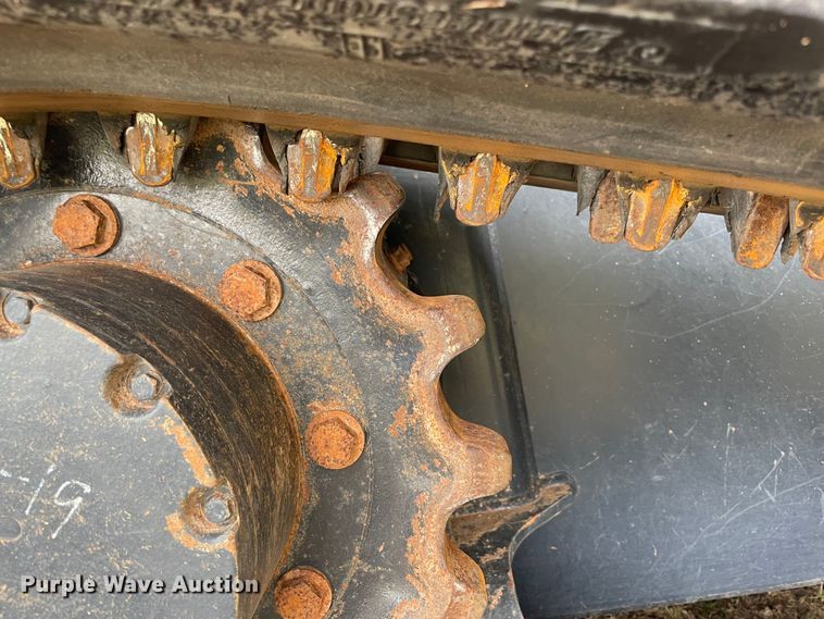 image for item DN7599 2019 Kubota SVL95-2S  tracked skid steer loader