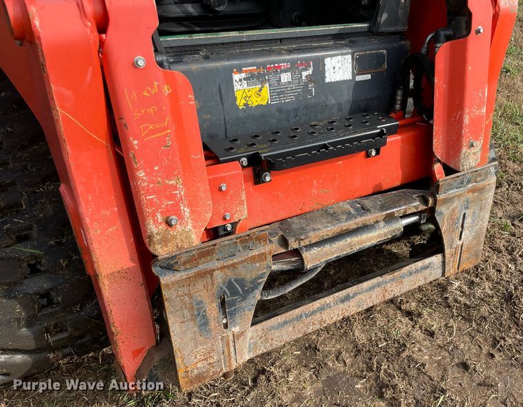 image for item DN7600 2019 Kubota SVL95-2S  tracked skid steer loader