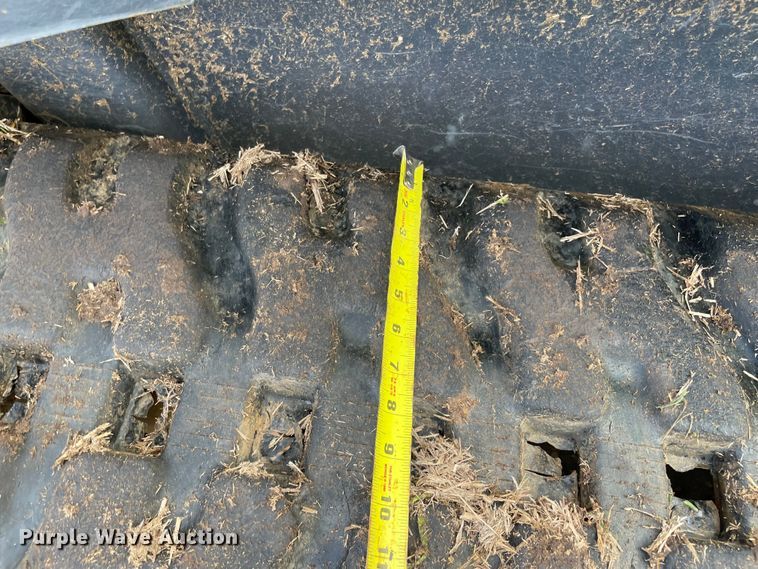 image for item DN7600 2019 Kubota SVL95-2S  tracked skid steer loader