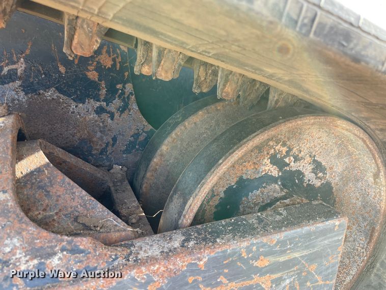 image for item DN7601 2018 Kubota SVL95-2S  tracked skid steer loader