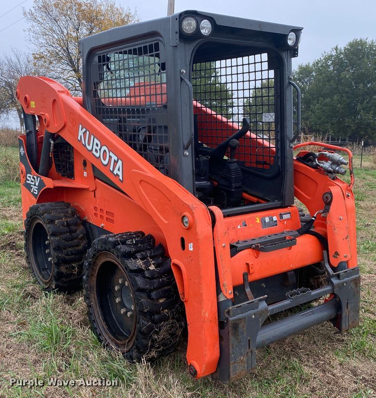 image for item DN7617 2020 Kubota SSV75P  skid steer loader