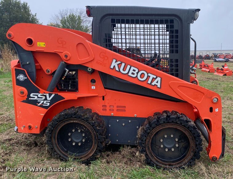 image for item DN7617 2020 Kubota SSV75P  skid steer loader