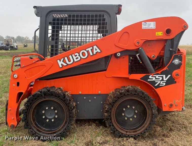 image for item DN7617 2020 Kubota SSV75P  skid steer loader