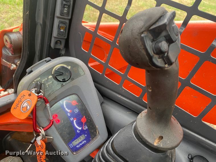 image for item DN7617 2020 Kubota SSV75P  skid steer loader