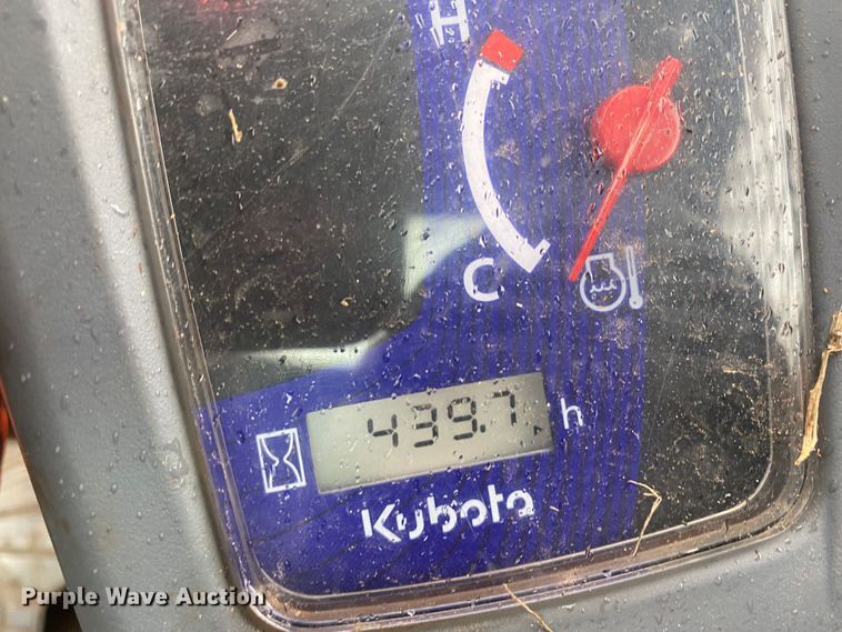 image for item DN7617 2020 Kubota SSV75P  skid steer loader