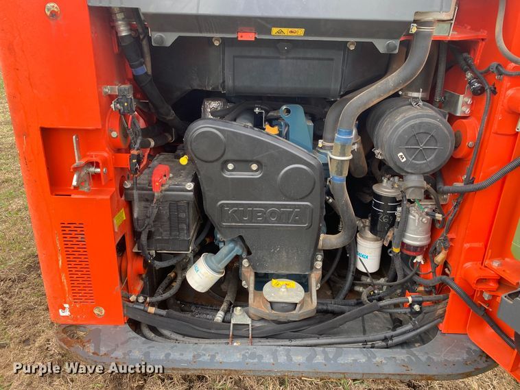 image for item DN7617 2020 Kubota SSV75P  skid steer loader