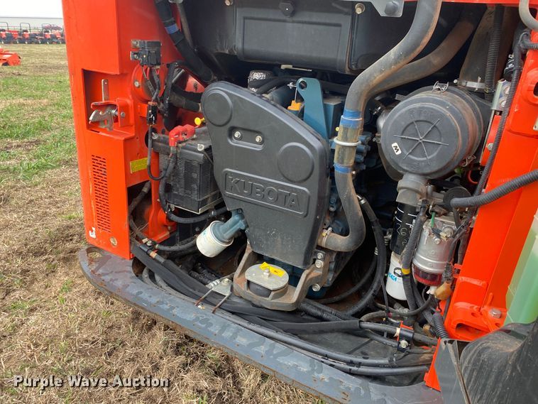 image for item DN7617 2020 Kubota SSV75P  skid steer loader
