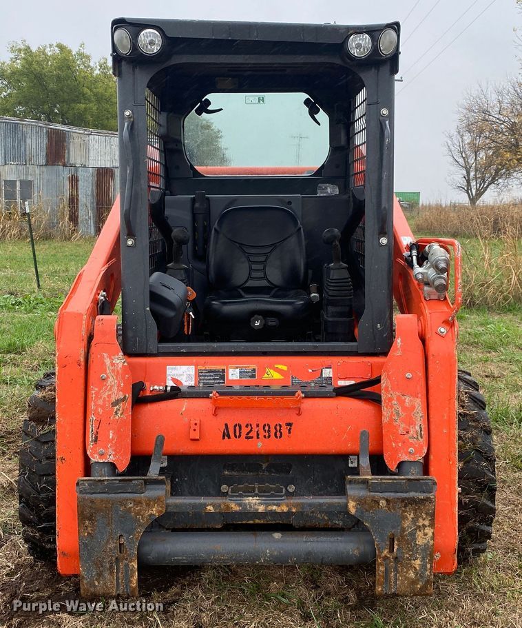 image for item DN7618 2021 Kubota SSV65P  skid steer loader