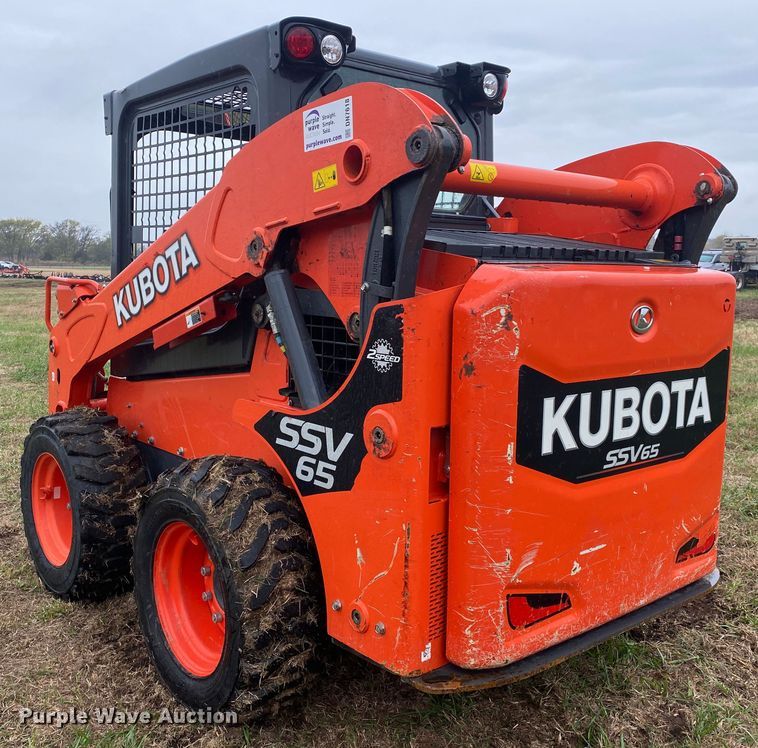 image for item DN7618 2021 Kubota SSV65P  skid steer loader