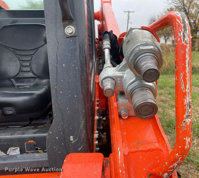 image for item DN7618 2021 Kubota SSV65P  skid steer loader