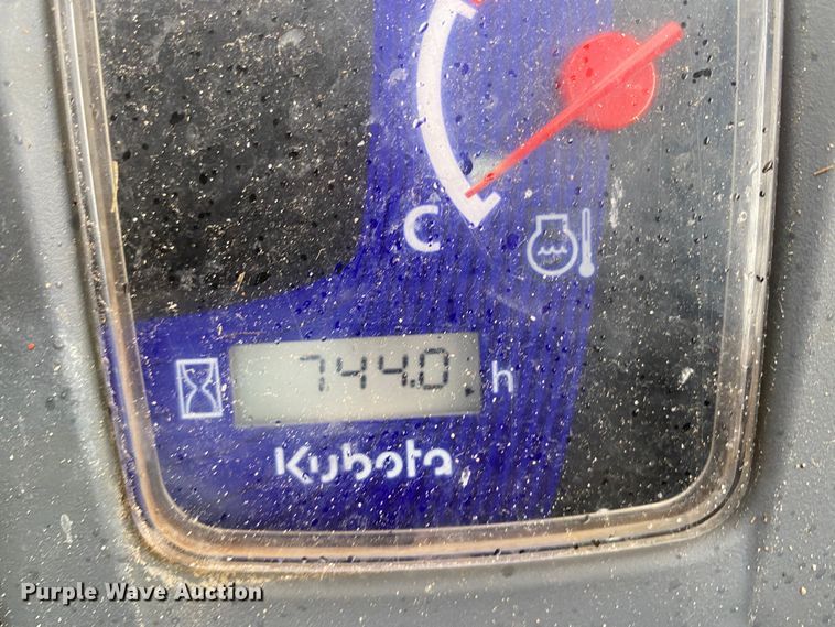 image for item DN7618 2021 Kubota SSV65P  skid steer loader