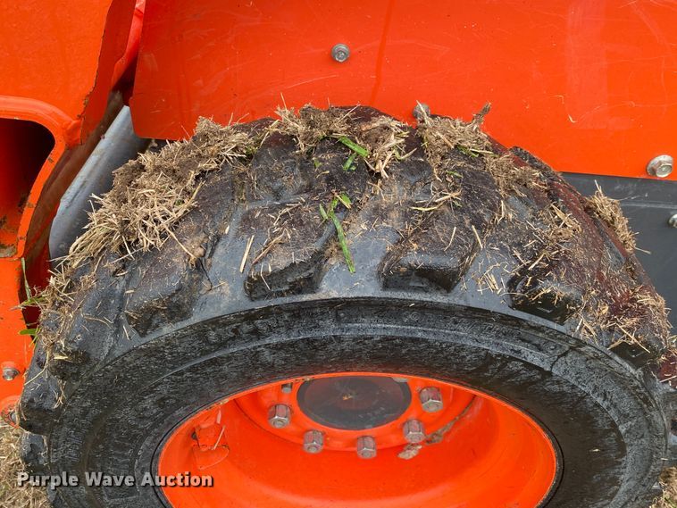 image for item DN7618 2021 Kubota SSV65P  skid steer loader