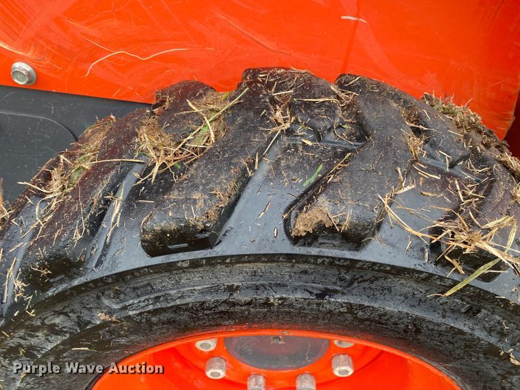 image for item DN7618 2021 Kubota SSV65P  skid steer loader