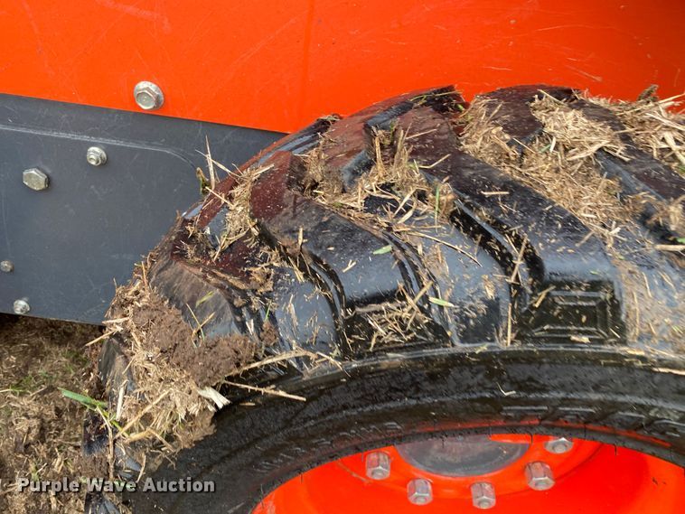 image for item DN7618 2021 Kubota SSV65P  skid steer loader