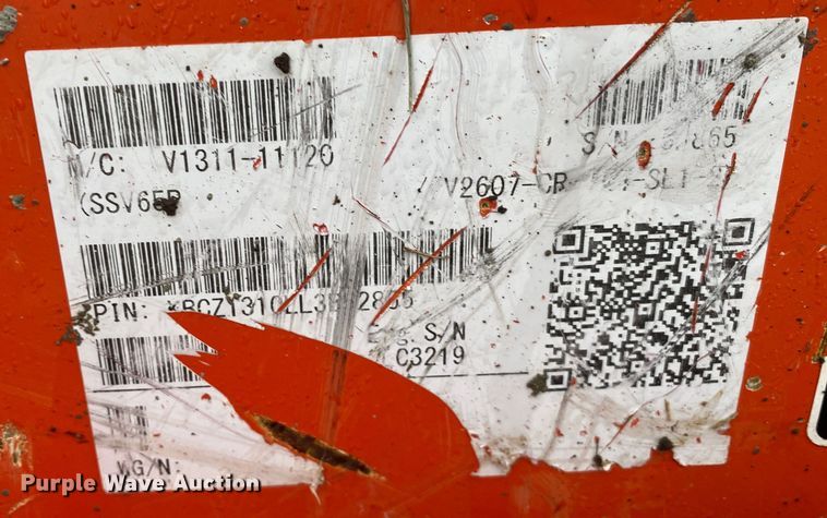 image for item DN7618 2021 Kubota SSV65P  skid steer loader