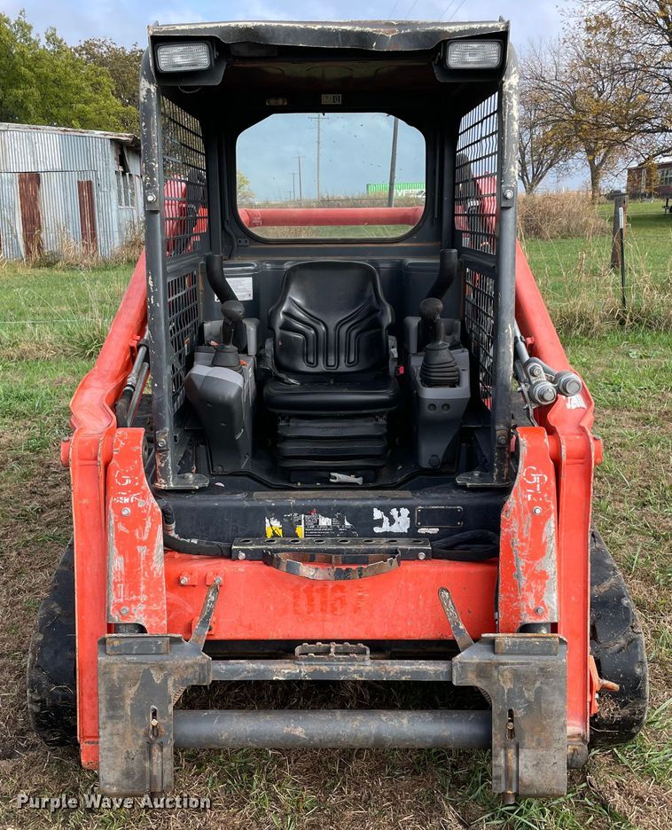 image for item DN7620 2021 Kubota SVL65-2  tracked skid steer loader