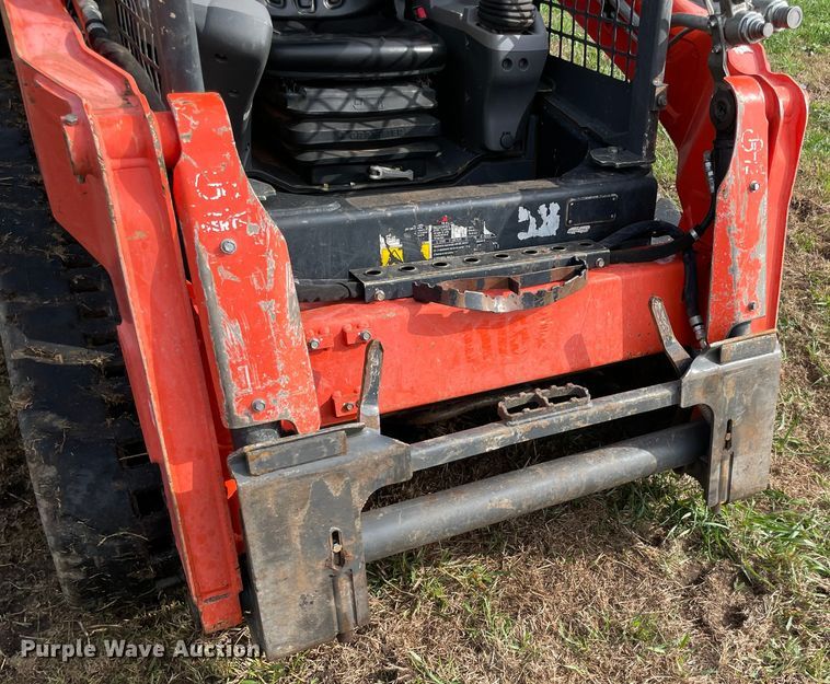 image for item DN7620 2021 Kubota SVL65-2  tracked skid steer loader