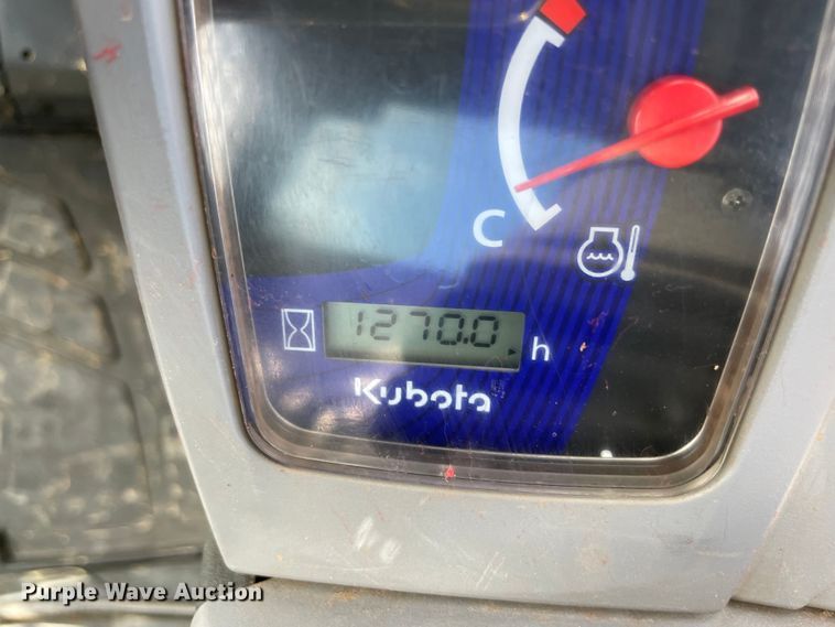 image for item DN7620 2021 Kubota SVL65-2  tracked skid steer loader