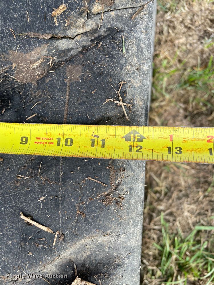 image for item DN7620 2021 Kubota SVL65-2  tracked skid steer loader