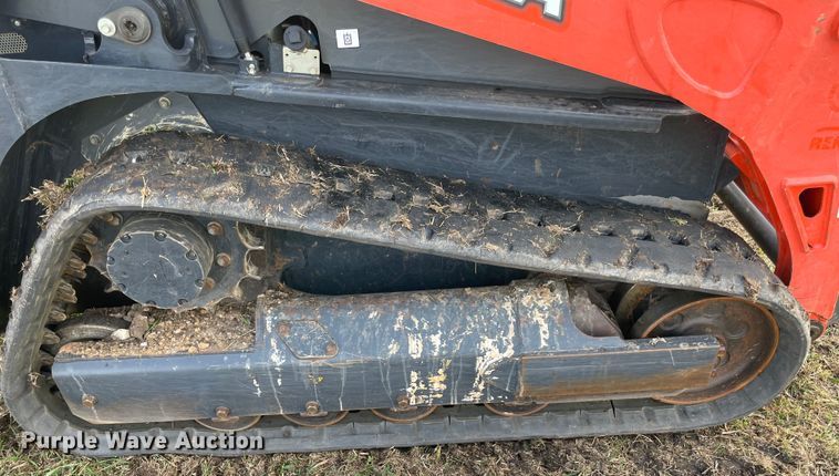 image for item DN7620 2021 Kubota SVL65-2  tracked skid steer loader