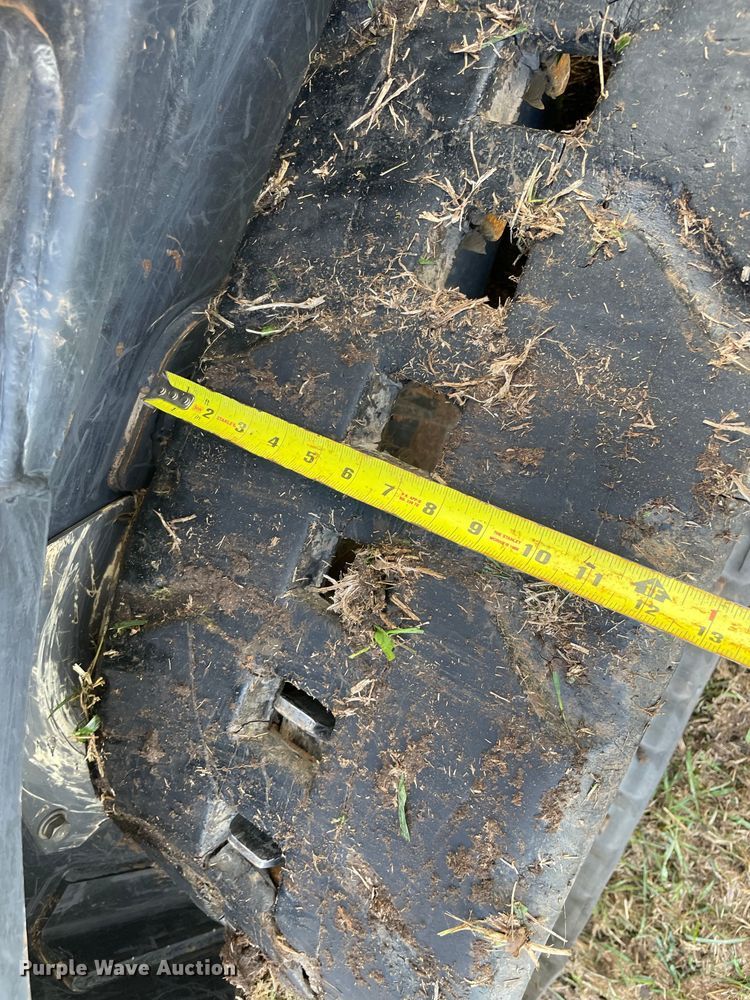 image for item DN7620 2021 Kubota SVL65-2  tracked skid steer loader