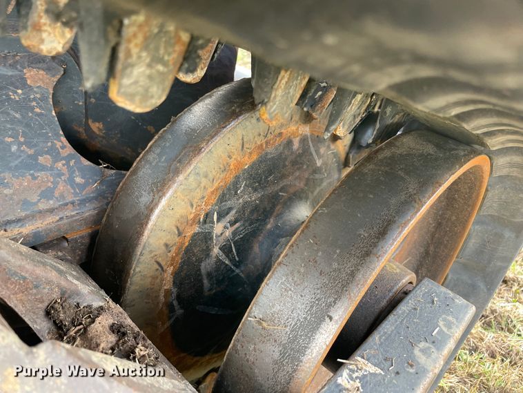 image for item DN7620 2021 Kubota SVL65-2  tracked skid steer loader