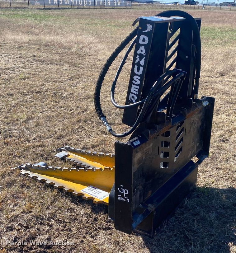 Danuser Intimidator skid steer tree shear in Davis, OK Item DN7623