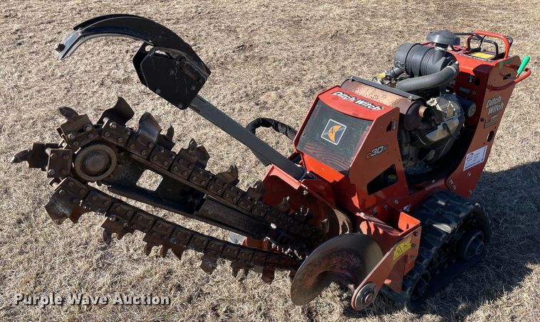 image for item DN7636 2019 Ditch Witch C30X  trencher