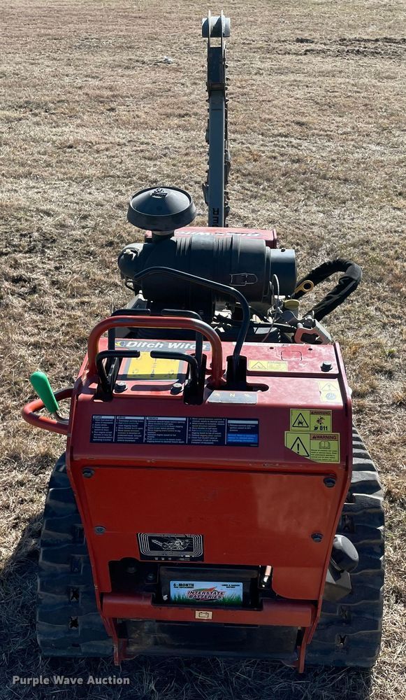 image for item DN7636 2019 Ditch Witch C30X  trencher