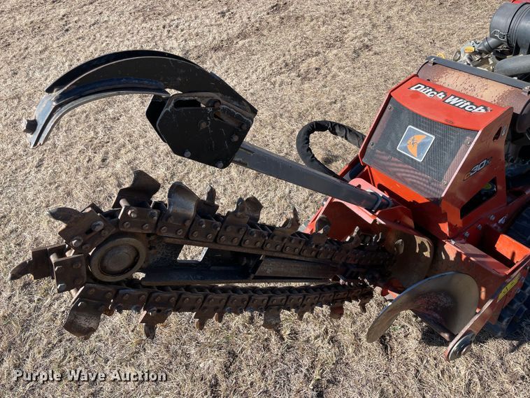 image for item DN7636 2019 Ditch Witch C30X  trencher