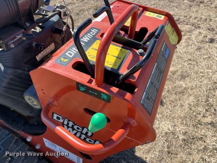 image for item DN7636 2019 Ditch Witch C30X  trencher