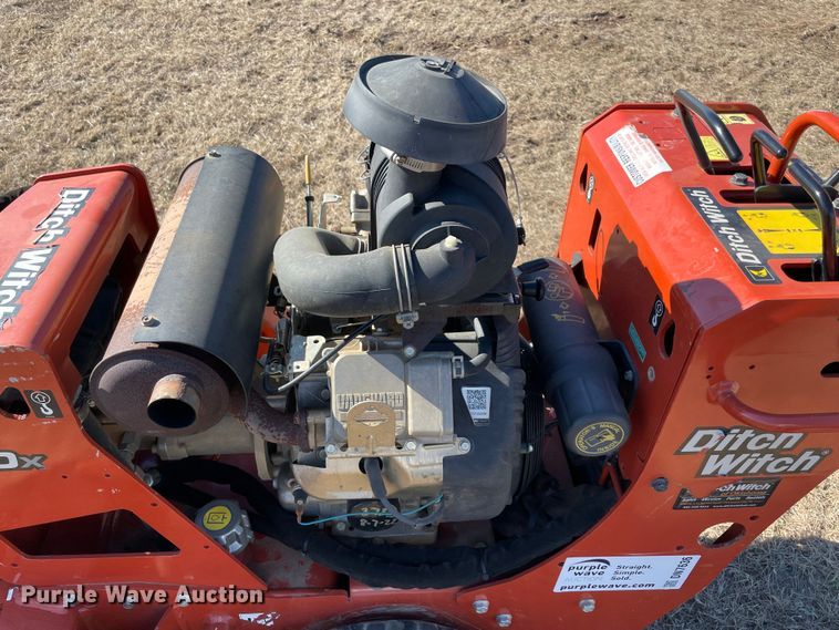 image for item DN7636 2019 Ditch Witch C30X  trencher