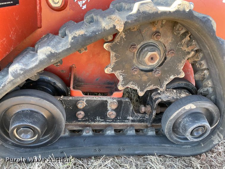 image for item DN7636 2019 Ditch Witch C30X  trencher