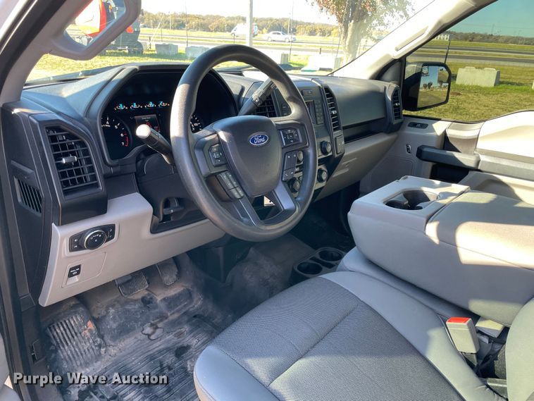 image for item MI9541 2018 Ford F150  SuperCrew pickup truck