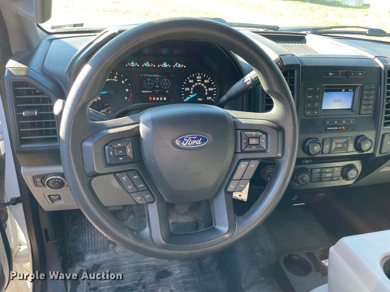 image for item MI9541 2018 Ford F150  SuperCrew pickup truck